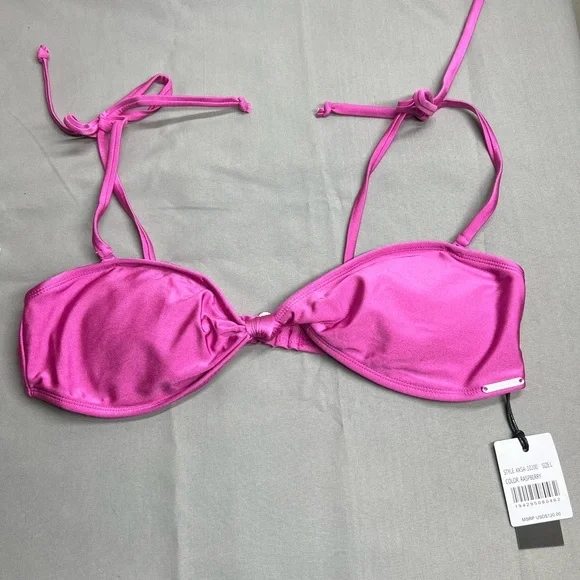 Kendall & Kylie Swim Top - Picture 1 of 5